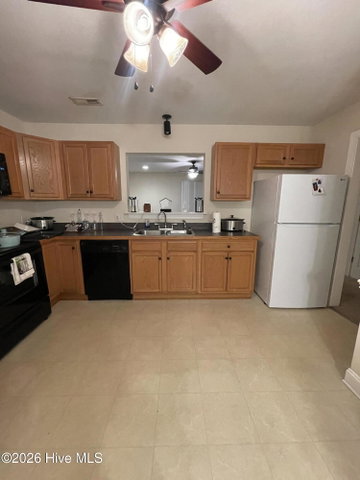 1537 Pine Brook Court C7, Greenville, NC 27858 — photo 11