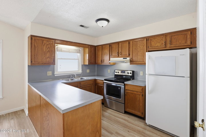123 W Victoria Court F, Greenville, NC 27834 — photo 13