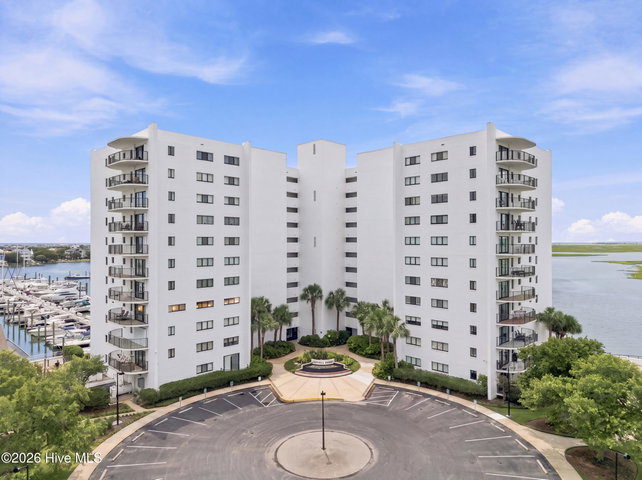 322 Causeway Drive Ste 401 image