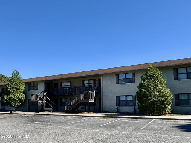 3211 Summer Place 17, Greenville, NC 27834