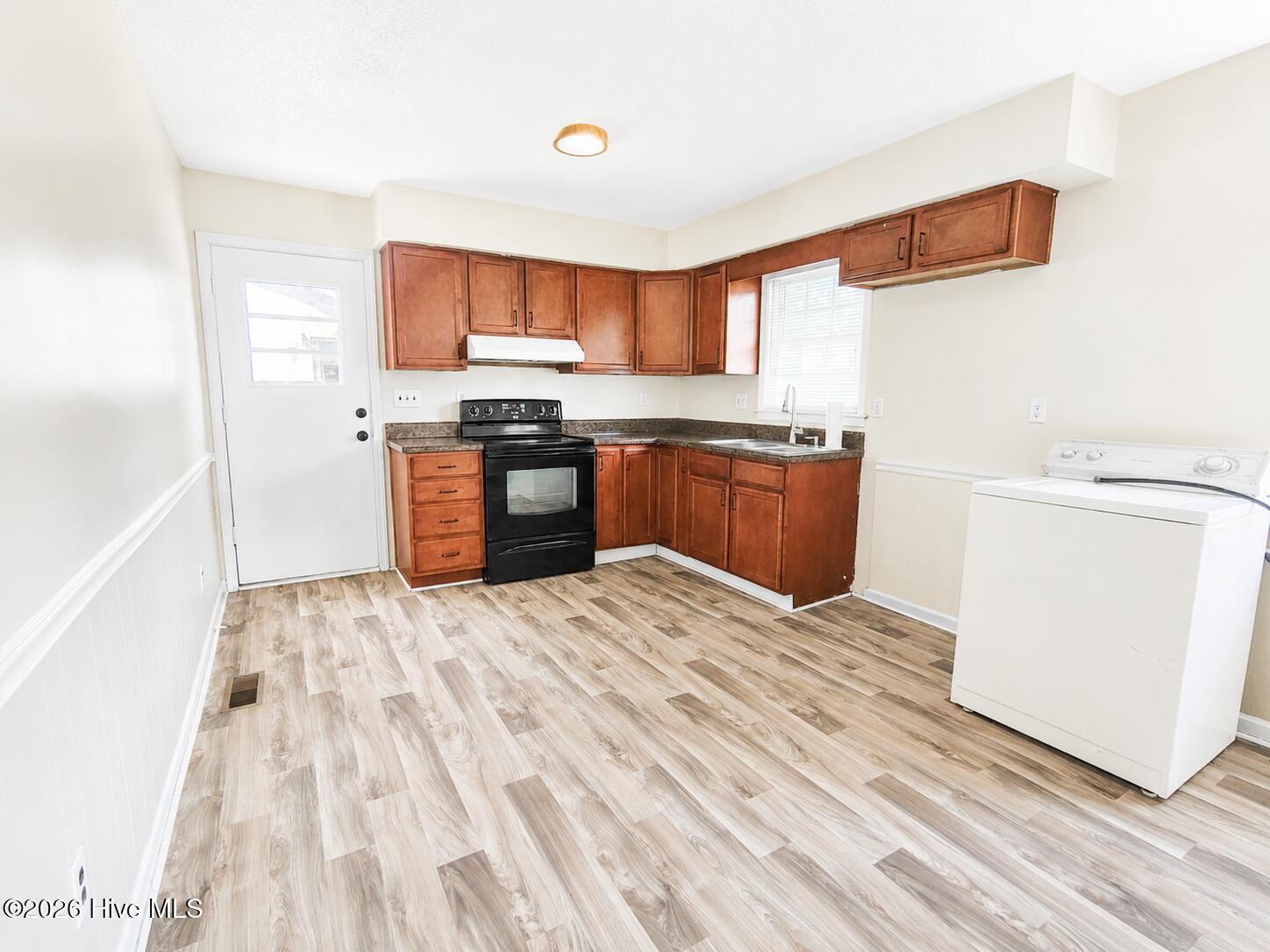 3649 S Walnut Street, Farmville, NC 27828 — photo 5