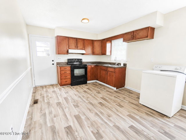 3649 S Walnut Street, Farmville, NC 27828 — photo 5