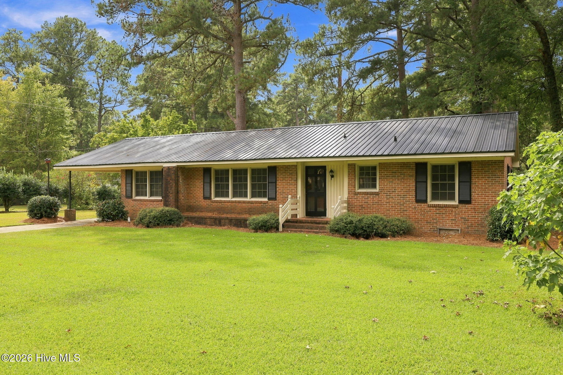 405 S Broad Street, Robersonville, NC 27871 — photo 3