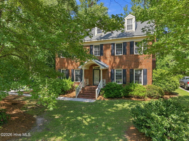 602 Kempton Drive, Greenville, NC 27834
