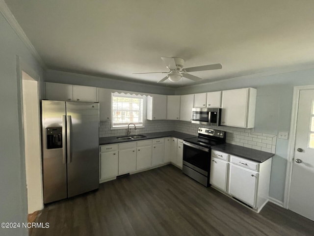 1612 Longwood Drive, Greenville, NC 27858 — photo 2