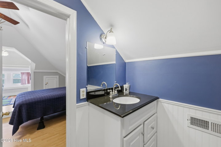 912 W Church Street, Elizabeth City, NC 27909 — photo 42