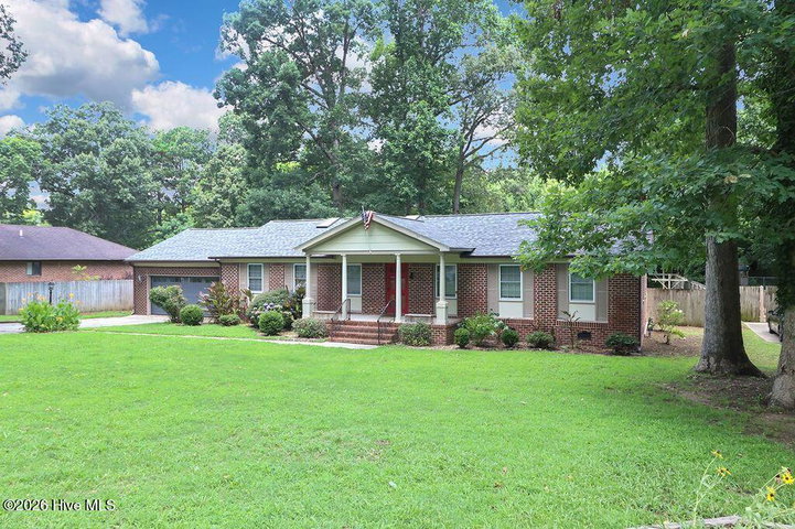 212 Pinewood Drive, Camden, NC 27921