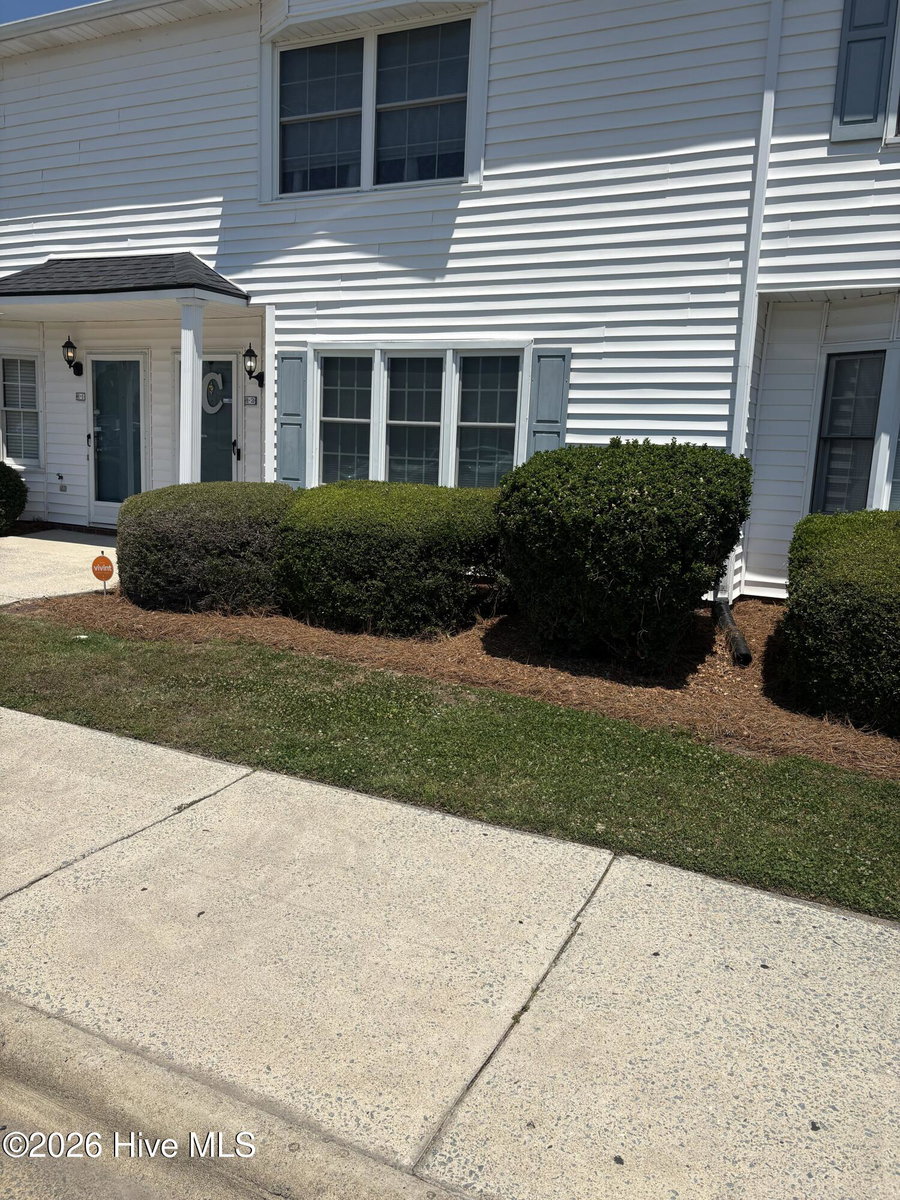 1115 Grovemont Drive H2, Greenville, NC 27834 — photo 2
