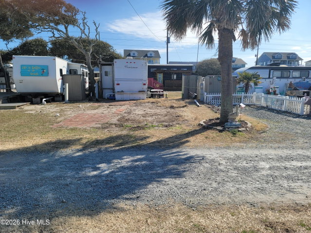 60 60 Pelican Street image