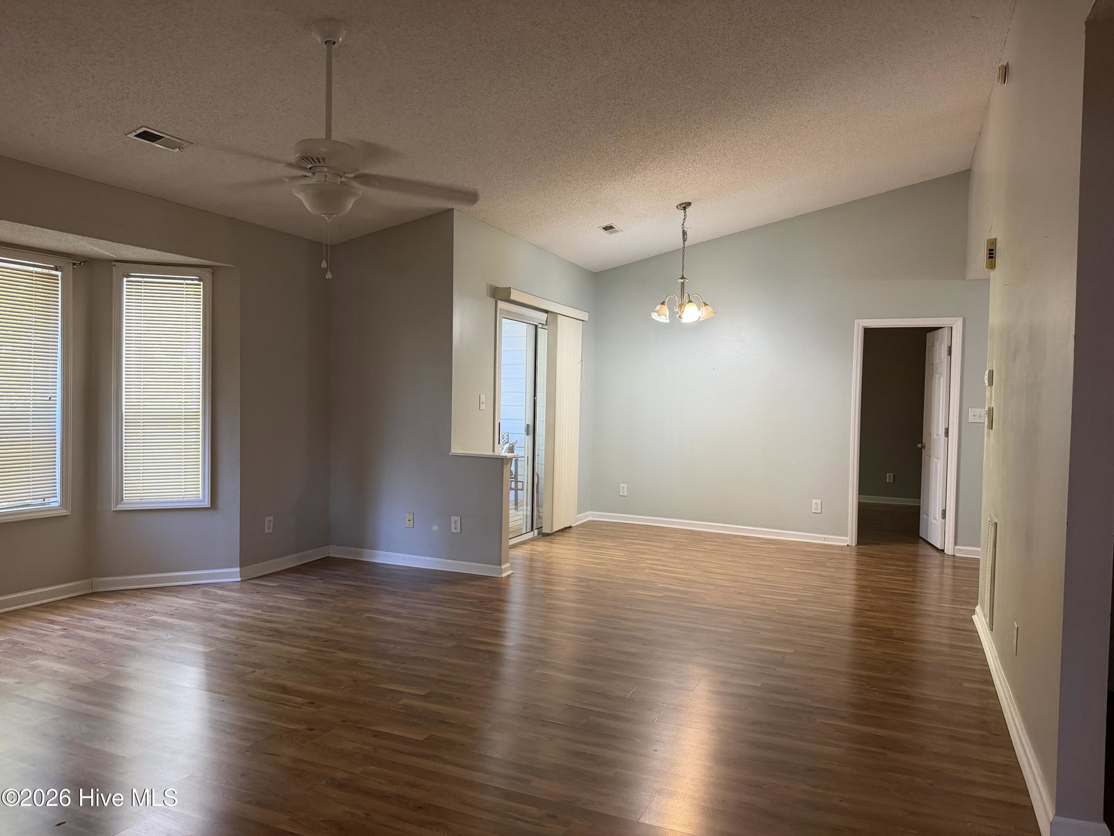 110 Breezewood Drive G, Greenville, NC 27858 — photo 3