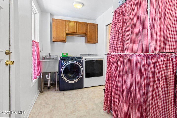 315 W Church Street, Elizabeth City, NC 27909 — photo 46