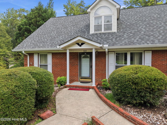 303 Harvey Circle, Grifton, NC 28530