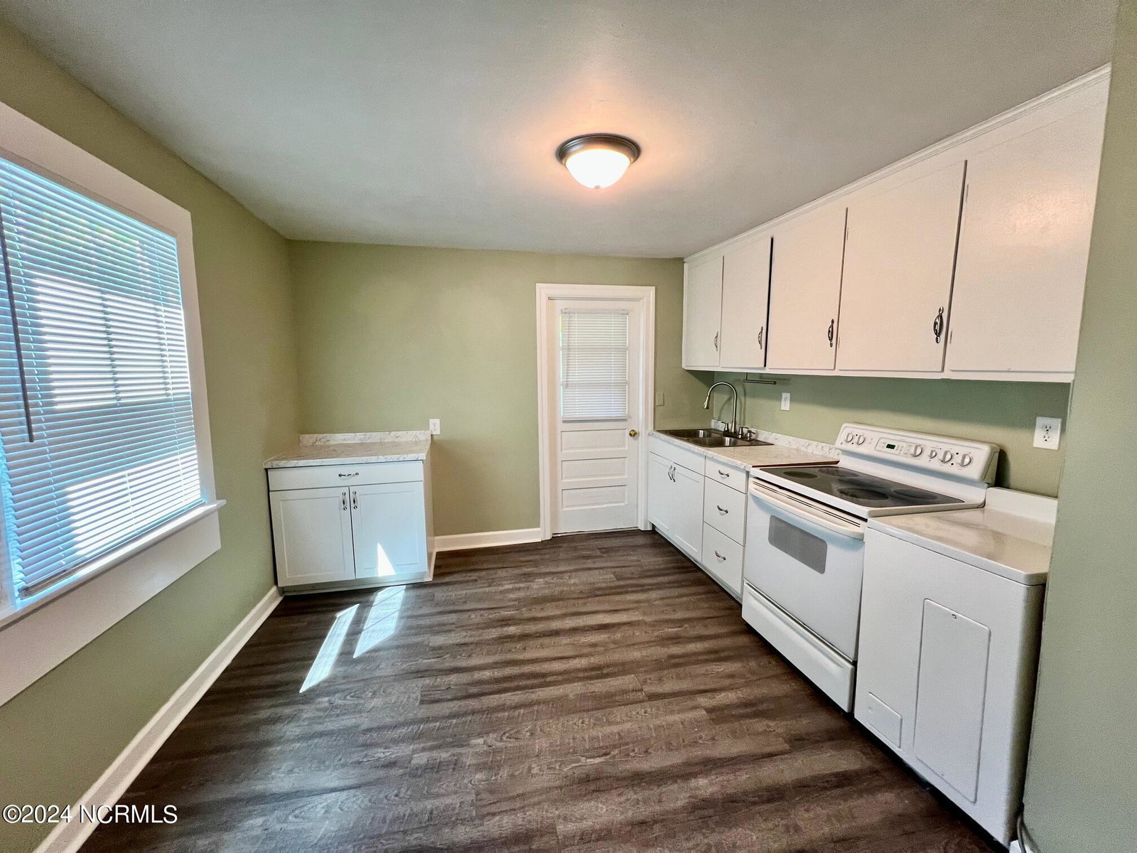 4110 East Pine Street, Farmville, NC 27828 — photo 3
