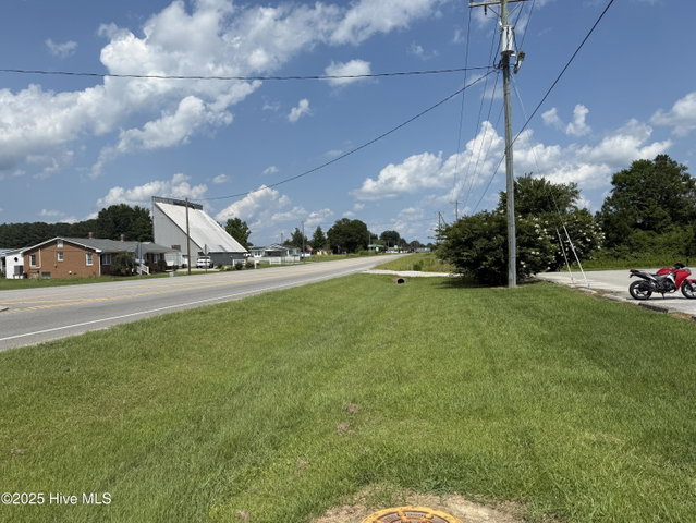1985 W Main Street, Williamston, NC 27892 — photo 2
