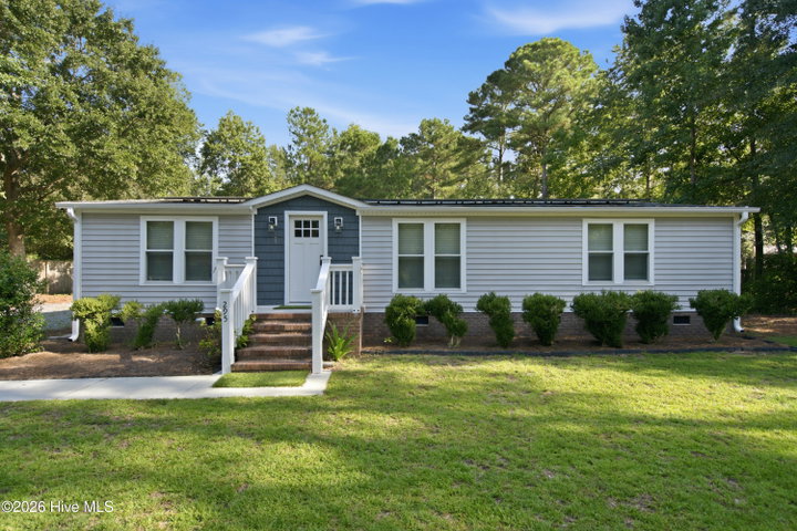 295 Groves Point Circle image