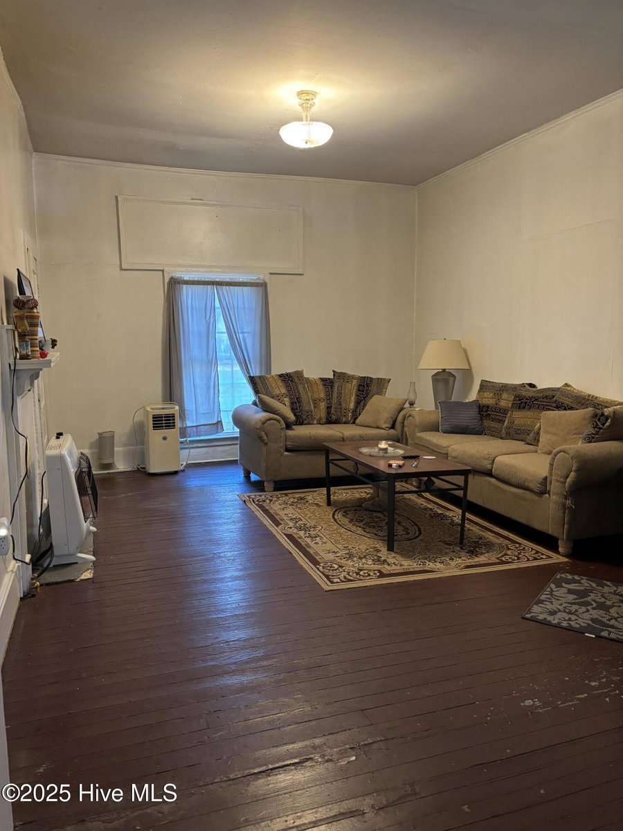 600 Chestnut Street, Tarboro, NC 27886 — photo 2