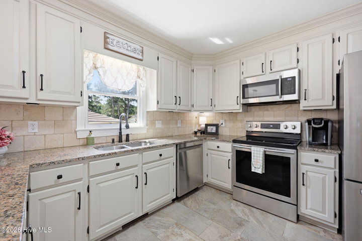 1604 Paramore Drive, Greenville, NC 27858 — photo 10