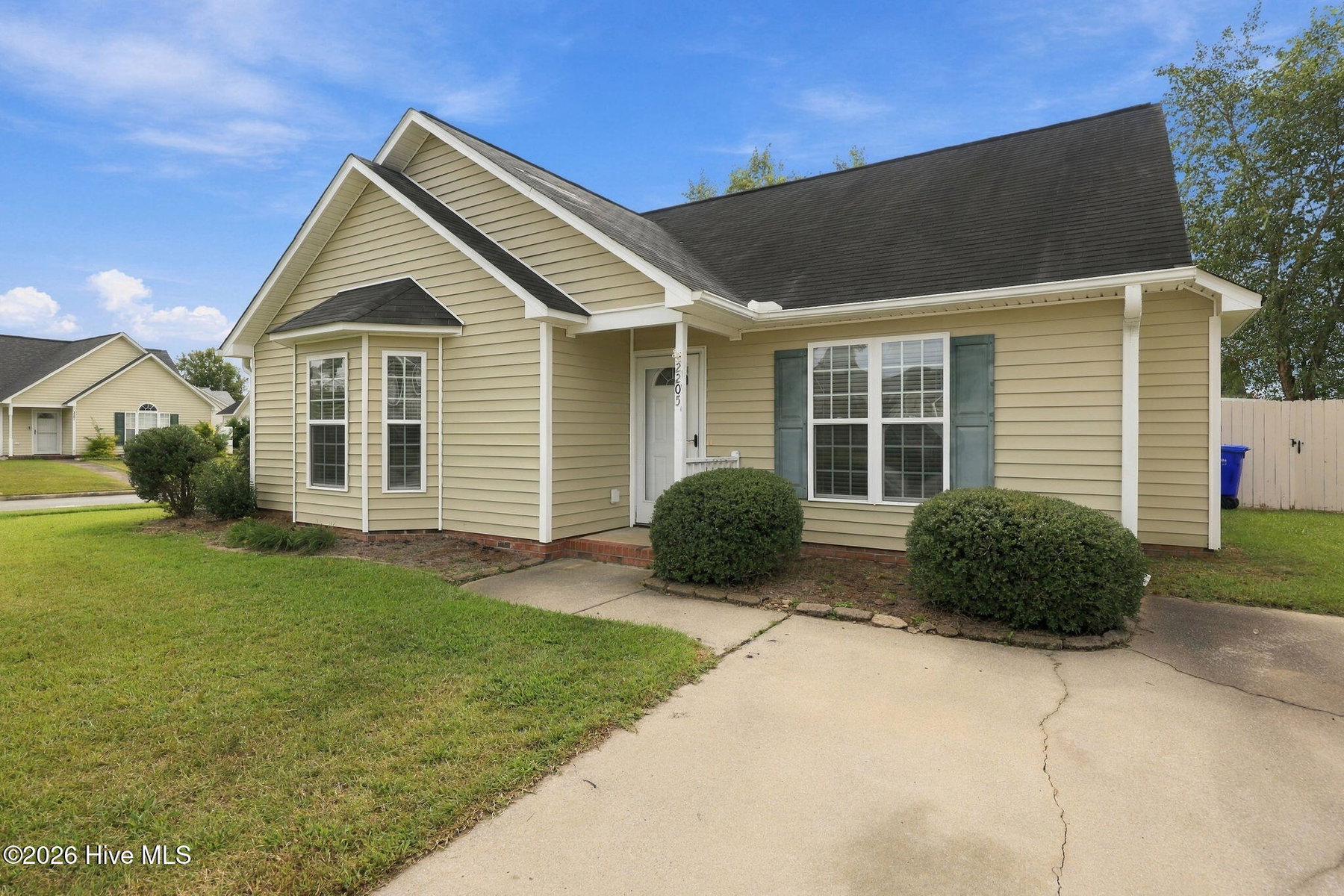 2205 Penncross Drive, Greenville, NC 27834 — photo 2