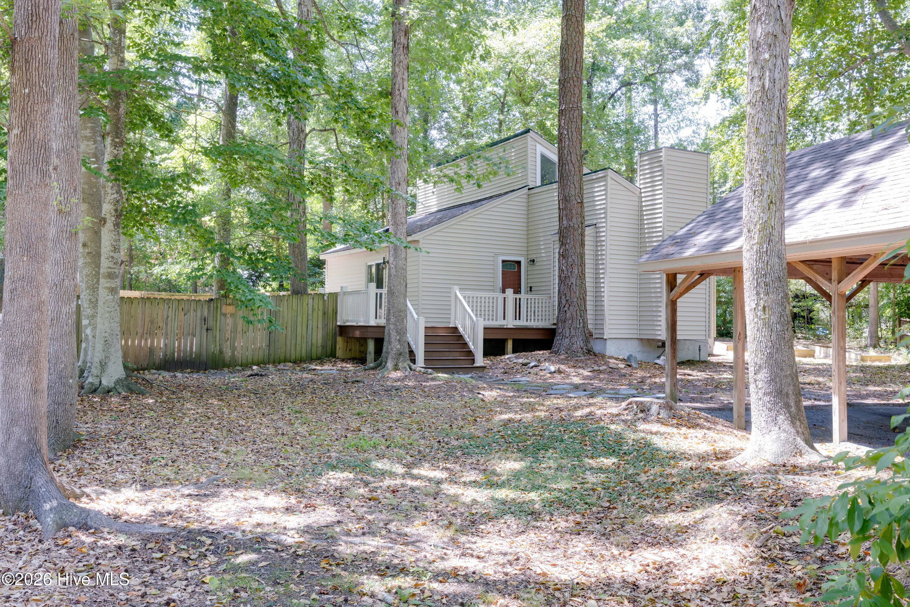 105 Tanglewood Drive, Greenville, NC 27858 — photo 2