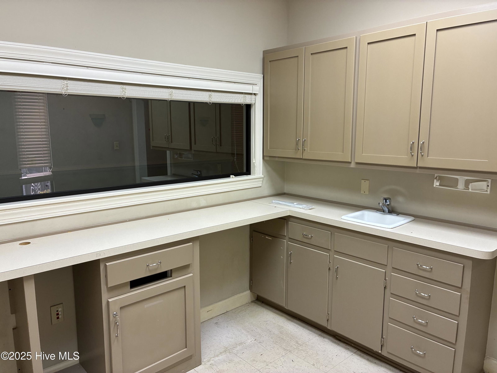 1134 N Road Street Bldg 2, Elizabeth City, NC 27909 — photo 5