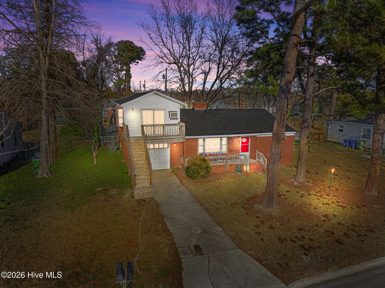 2801 Jefferson Drive A & B, Greenville, NC 27858 — photo 2