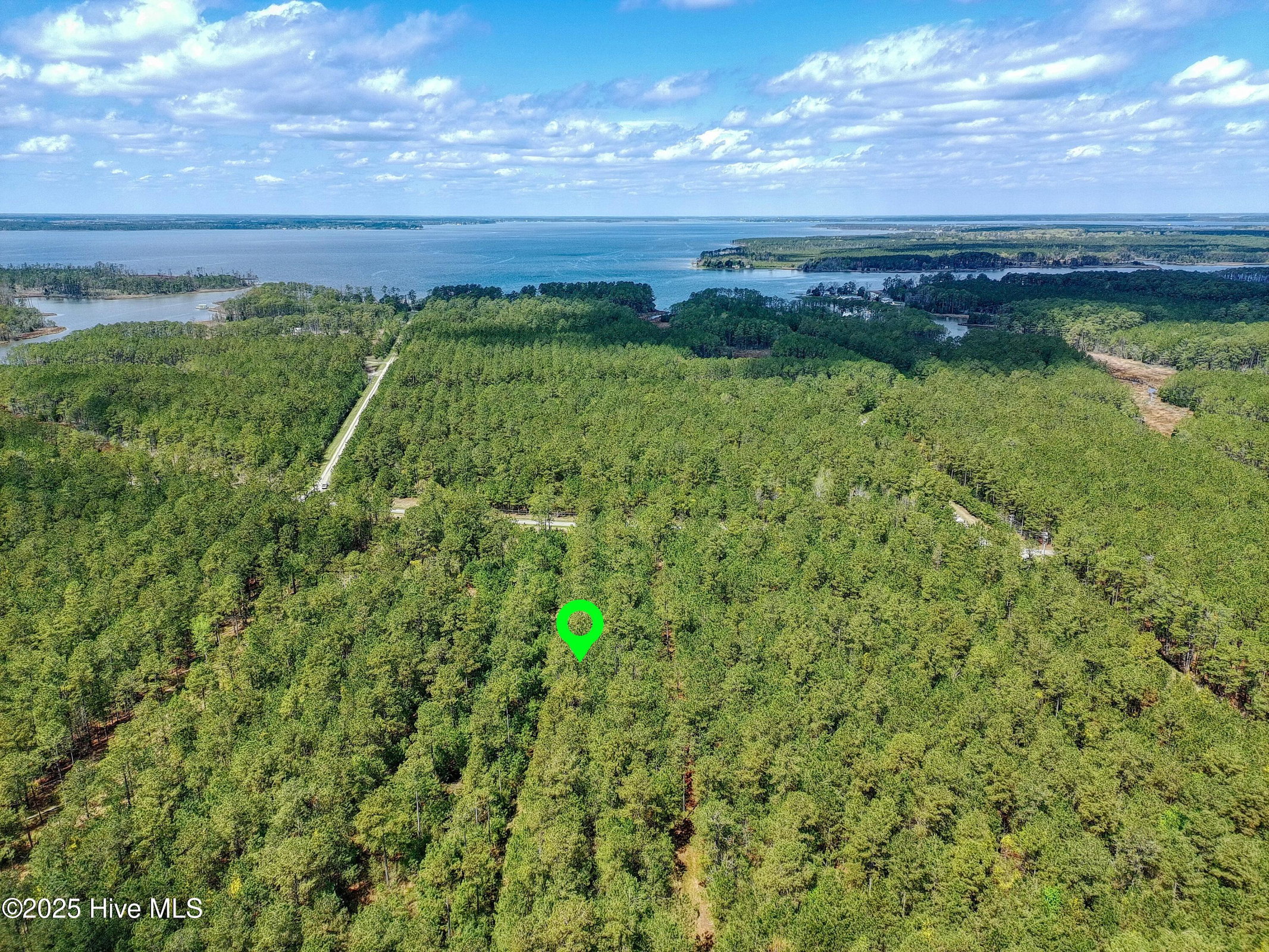 20 20 Sandy Point Road, Scranton, NC 27875 — main photo