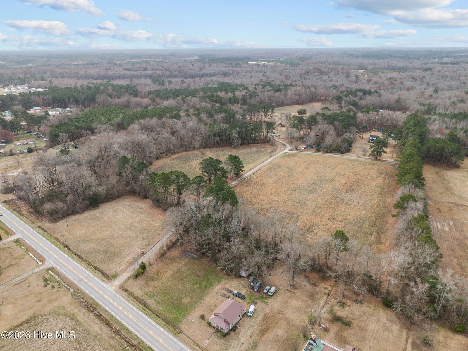 679 V A Merritt Lane, Grimesland, NC 27837 — photo 2