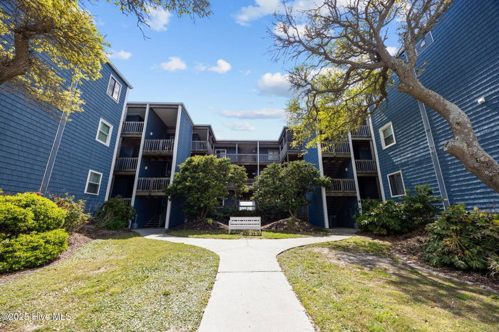 2196 New River Inlet Road Unit 261 image