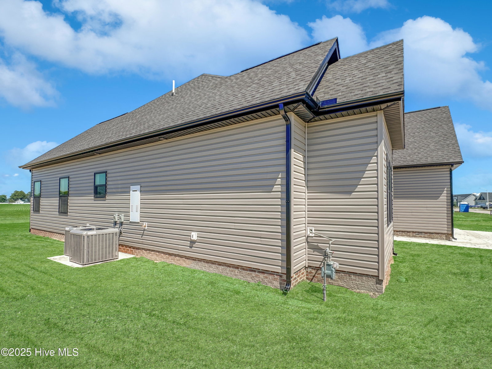2111 Staysail Drive, Elizabeth City, NC 27909 — photo 4
