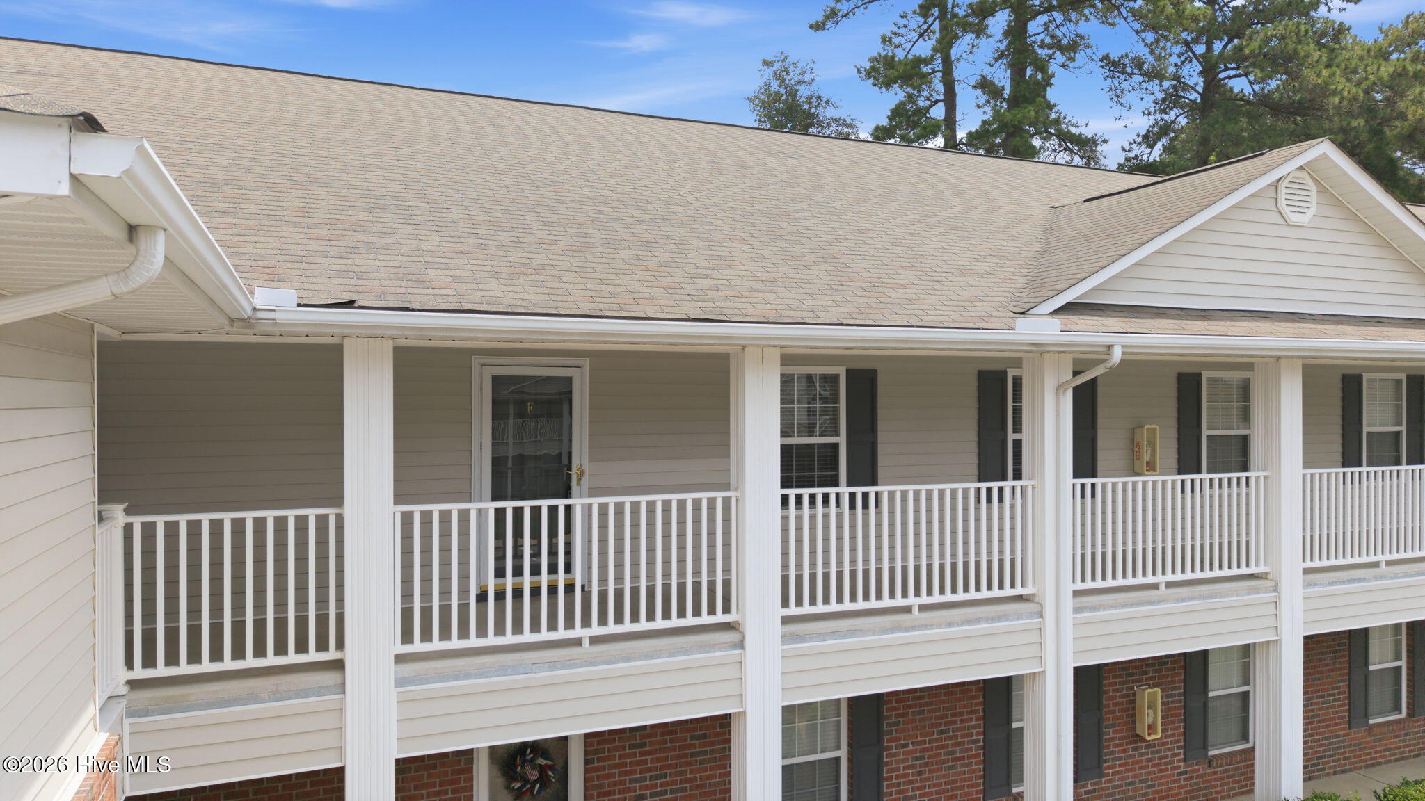 2225 Locksley Woods Drive F, Greenville, NC 27858 — photo 2