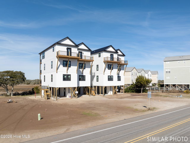 717 N New River Drive A image