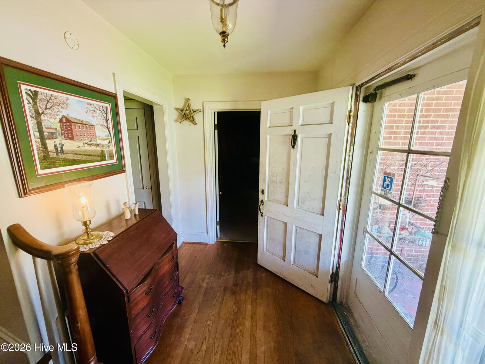 312 N West Street, Ahoskie, NC 27910 — photo 2