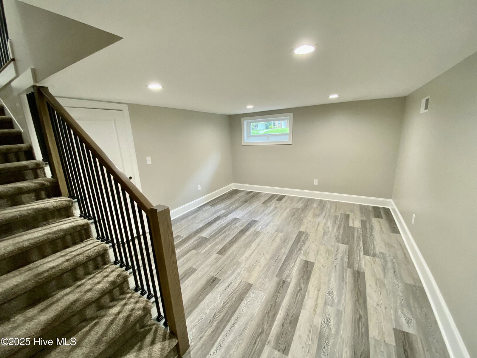 1910 E 9th Street, Greenville, NC 27858 — photo 3