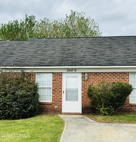 2607 Bluff View Drive B, Greenville, NC 27834