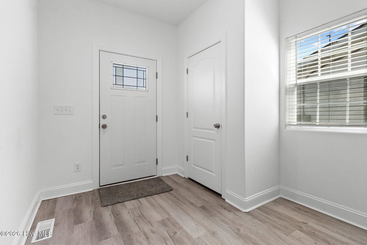 305 W Cypress Street, Elizabeth City, NC 27909 — photo 7