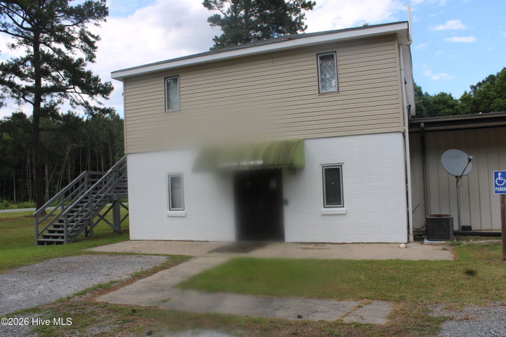 523 N Nc Highway 461, Ahoskie, NC 27910