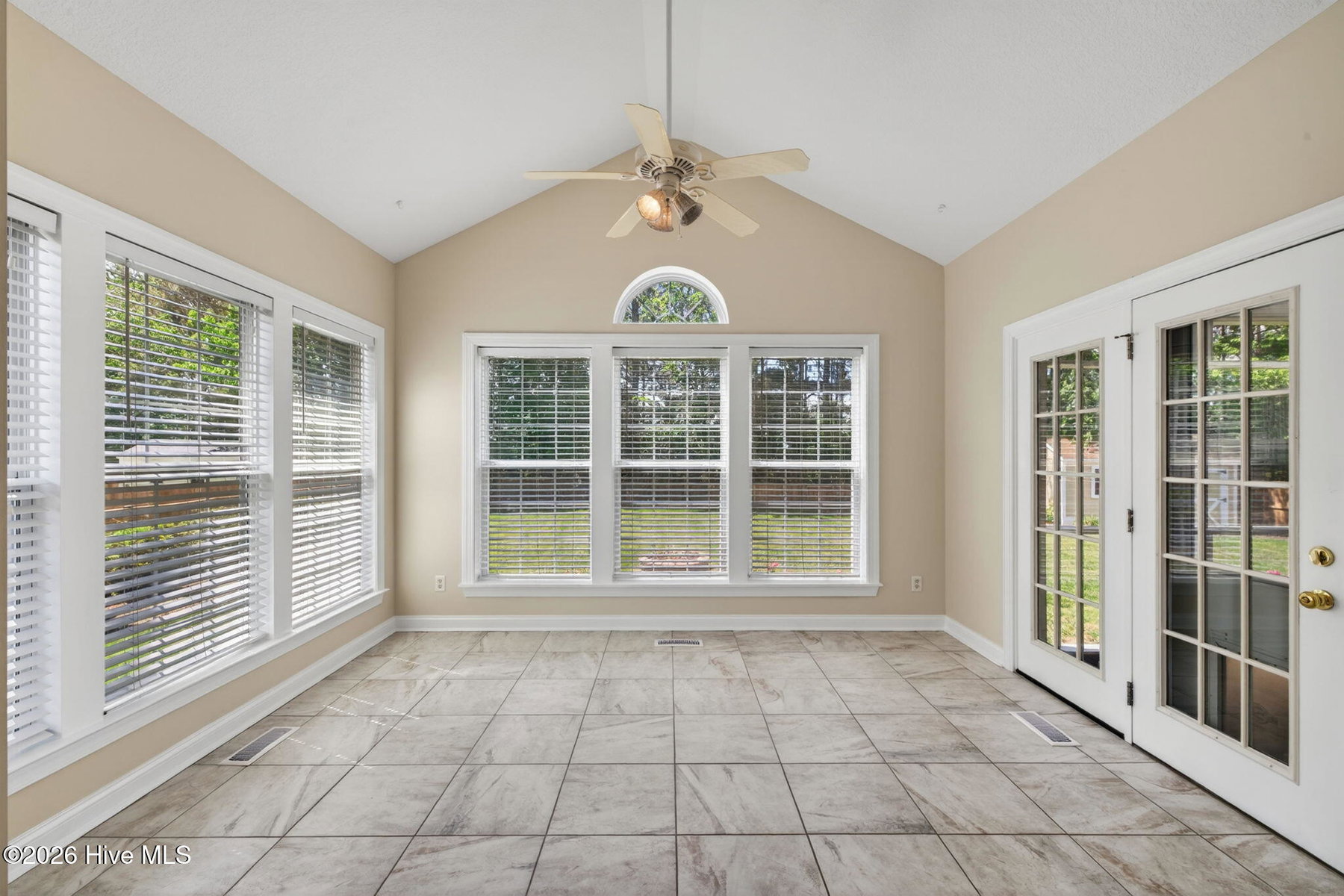 320 Green View Road, Moyock, NC 27958 — photo 4