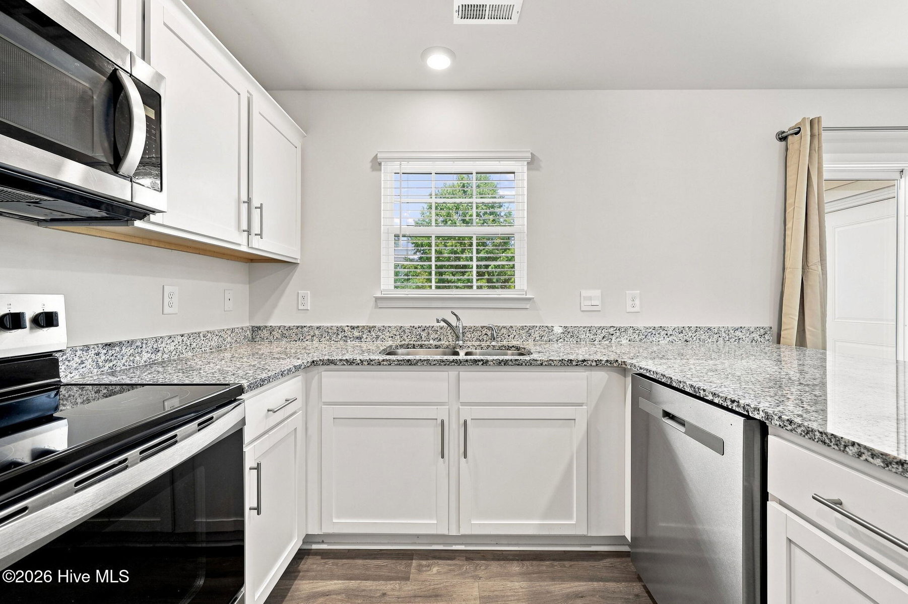4101 Laurel Ridge Drive G, Greenville, NC 27834 — photo 4