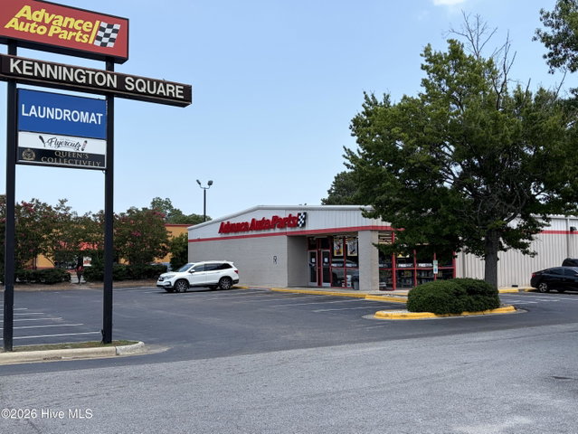 663 S Memorial Drive, Greenville, NC 27834 — photo 4