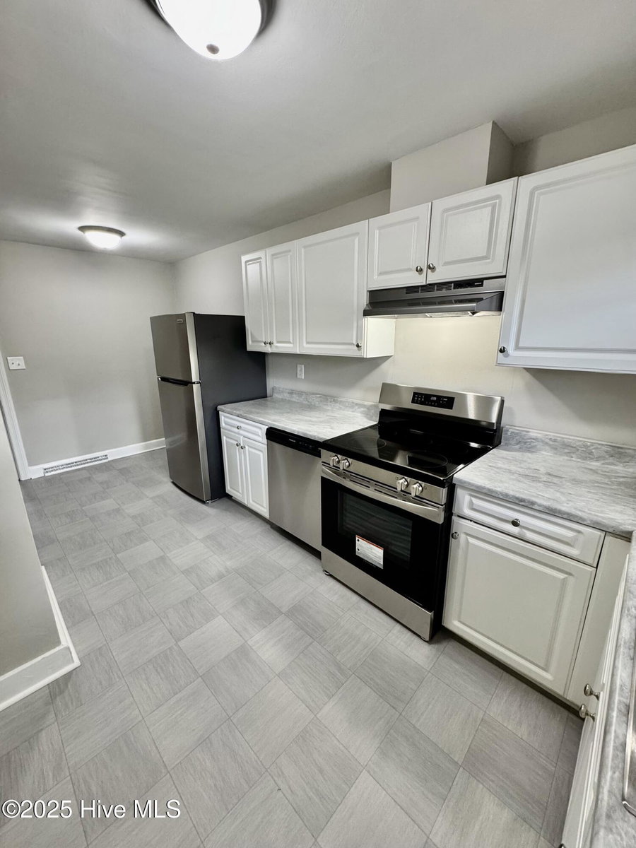 2506 E 3rd Street A, Greenville, NC 27858 — photo 4