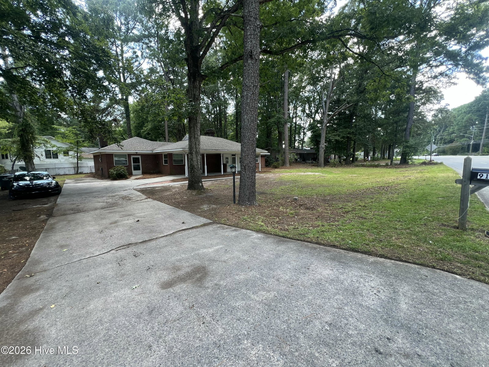 915 Greenville Boulevard SE, Greenville, NC 27834 — photo 2