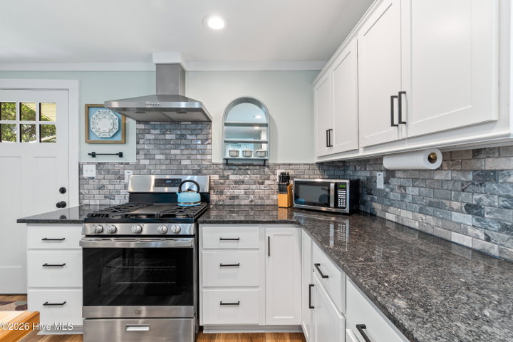 132 E Albemarle Street, Edenton, NC 27932 — photo 12