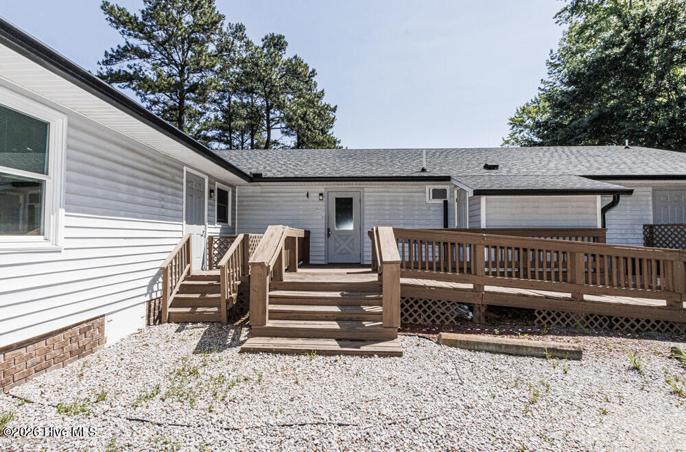 2070 S 1st Street, Nashville, NC 27856 — photo 2