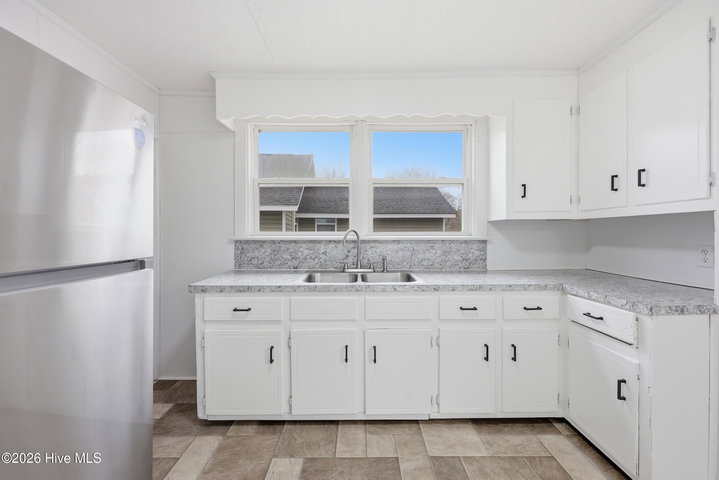200 Queen Street, Elizabeth City, NC 27909 — photo 9