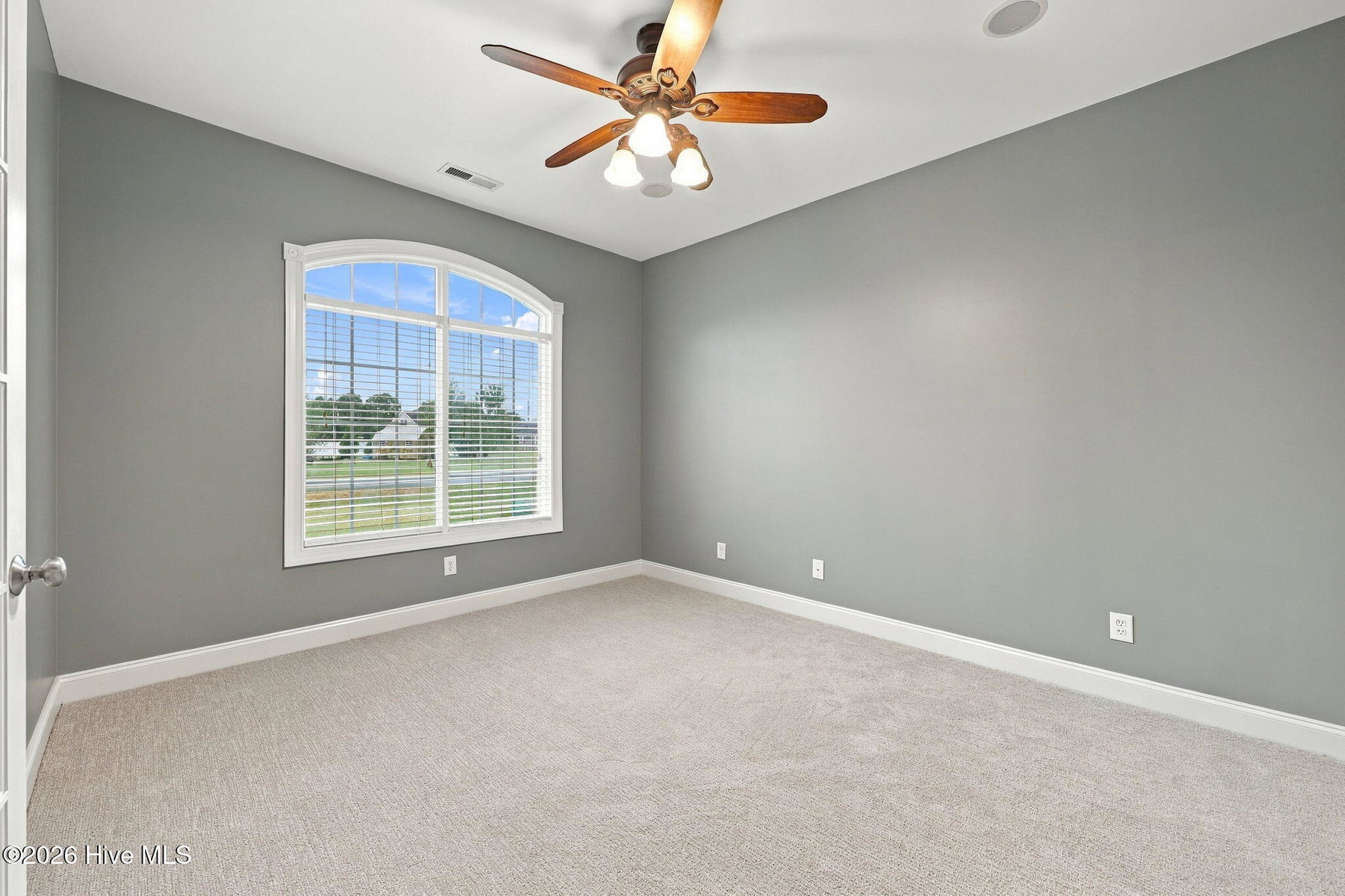 2604 River Oak Drive, Greenville, NC 27858 — photo 5