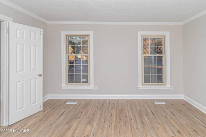 203 Avalon Lane, Greenville, NC 27858 — photo 4