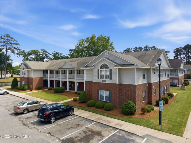 2223 Locksley Woods Drive G, Greenville, NC 27858 — photo 1