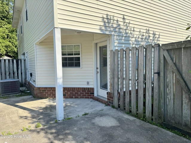 2502 Bluff View Court A, Greenville, NC 27834 — photo 22