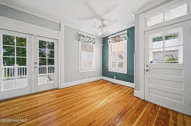 102 W Gale Street, Edenton, NC 27932 — photo 14