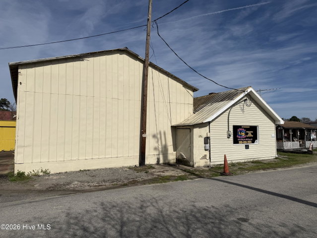 425 Sam Davis Street, Elizabeth City, NC 27909 — photo 3